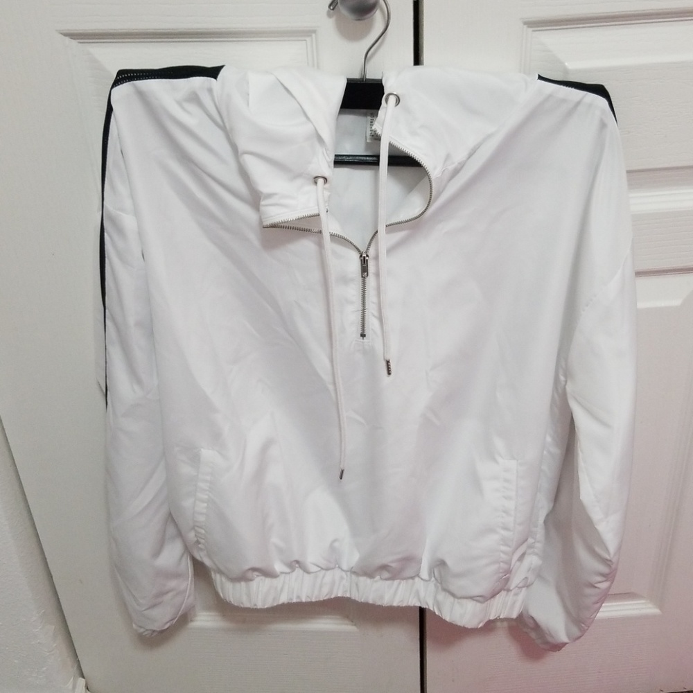 Active Wear Hoodie WindBreaker